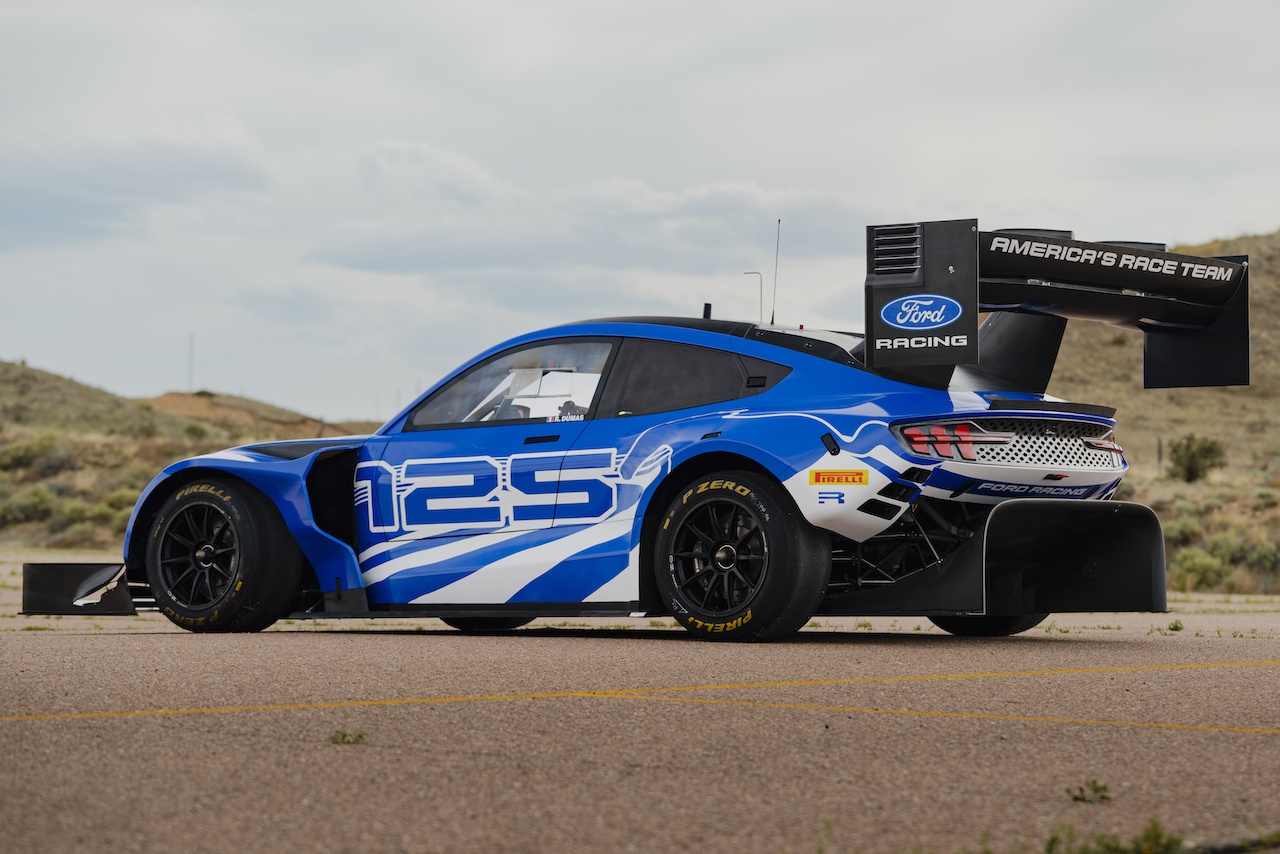 2026_Super_Mustang_Mach-E_EV_demonstrator_5_62